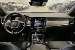 sininen Volvo V90 2019 kuva 12.