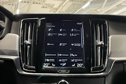 sininen Volvo V90 2019 kuva 22.