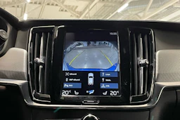 sininen Volvo V90 2019 kuva 27.