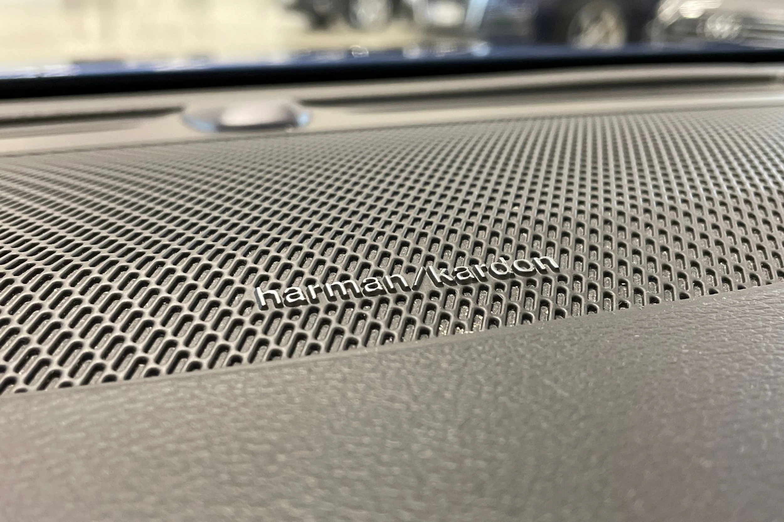 sininen Volvo V90 2019 kuva 30.