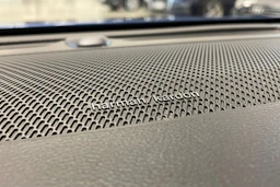 sininen Volvo V90 2019 kuva 30.