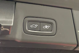 sininen Volvo V90 2019 kuva 34.