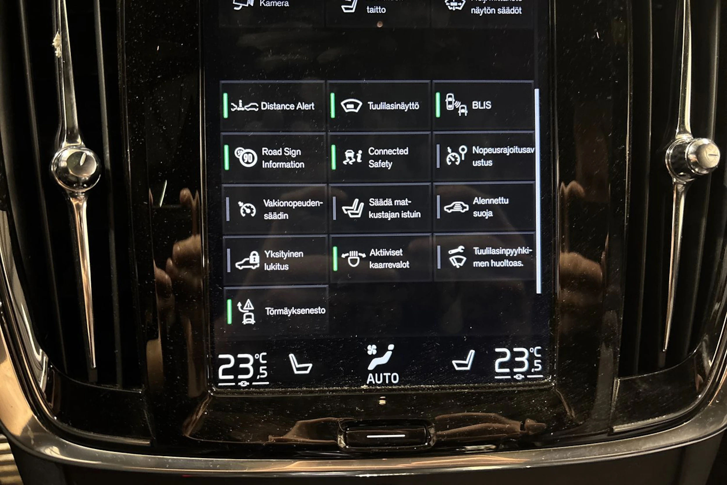 musta Volvo V90 2019 kuva 5.