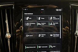 musta Volvo V90 2019 kuva 6.