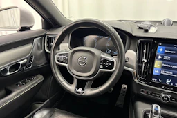 musta Volvo V90 2019 kuva 30.