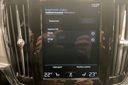 musta Volvo V90 2019 kuva 14.