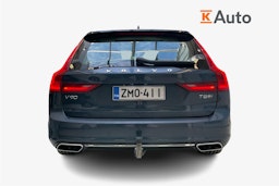 sininen Volvo V90 2019 kuva 3.
