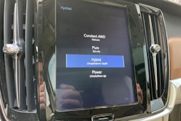 sininen Volvo V90 2019 kuva 22.