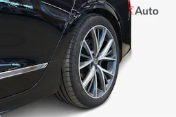 musta Volvo V90 2019 kuva 12.