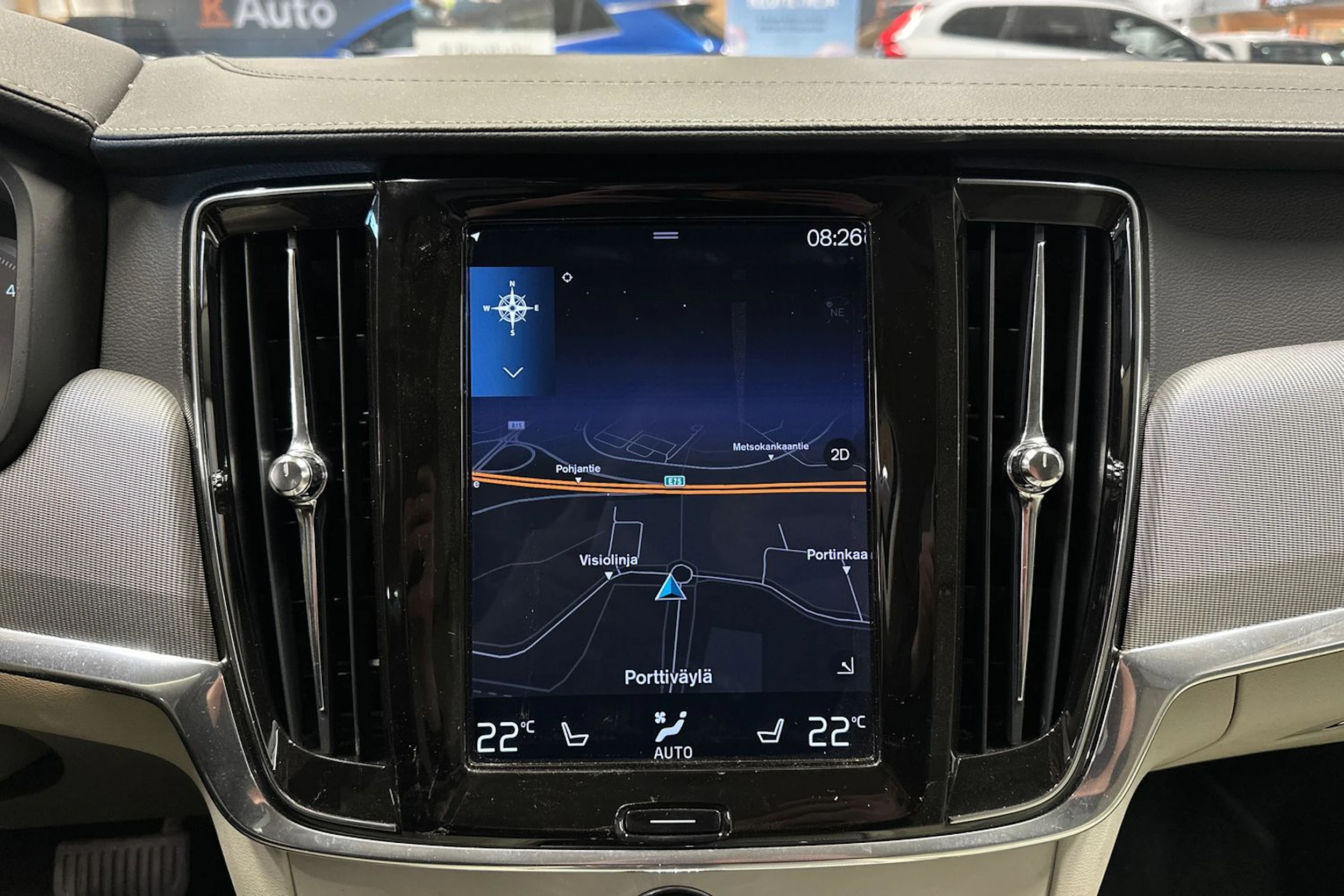 musta Volvo V90 2019 kuva 20.