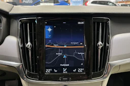 musta Volvo V90 2019 kuva 20.