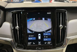 musta Volvo V90 2019 kuva 21.