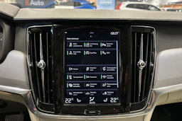 musta Volvo V90 2019 kuva 22.
