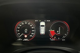 musta Volvo V90 2019 kuva 16.