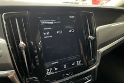 musta Volvo V90 2019 kuva 18.