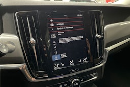 musta Volvo V90 2019 kuva 21.