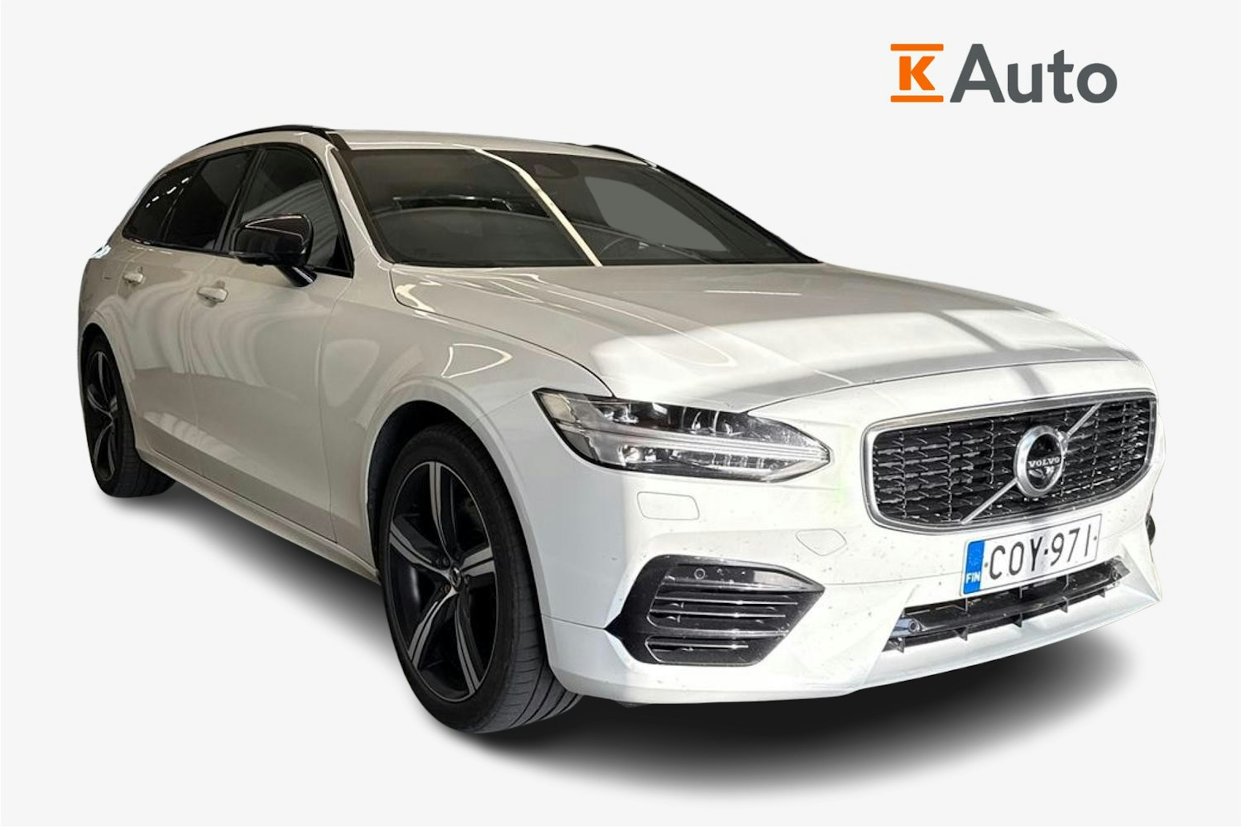 valkoinen Volvo V90 2020 kuva 1.