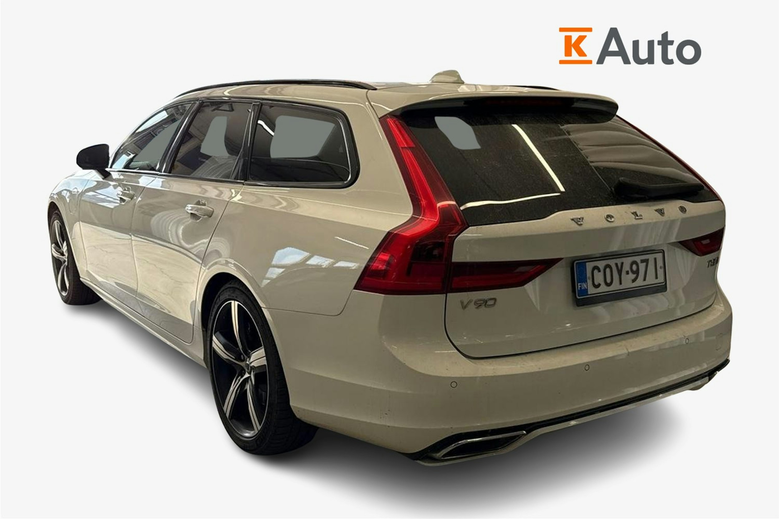 valkoinen Volvo V90 2020 kuva 2.