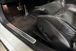 valkoinen Volvo V90 2020 kuva 32.