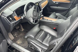 musta Volvo V90 2020 kuva 3.
