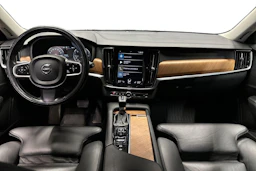 musta Volvo V90 2020 kuva 7.