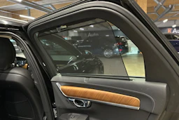 musta Volvo V90 2020 kuva 12.