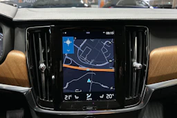 musta Volvo V90 2020 kuva 15.