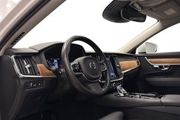 valkoinen Volvo V90 2020 kuva 7.