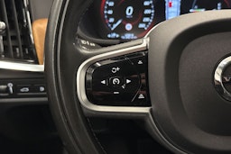 valkoinen Volvo V90 2020 kuva 10.