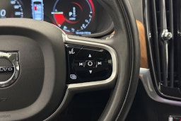 valkoinen Volvo V90 2020 kuva 11.