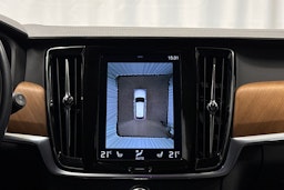 valkoinen Volvo V90 2020 kuva 16.