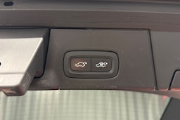 valkoinen Volvo V90 2020 kuva 23.