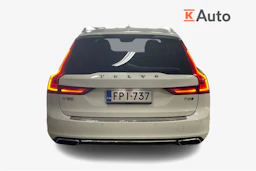 Valkoinen Volvo V90 2020 kuva 3.