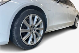 Valkoinen Volvo V90 2020 kuva 9.