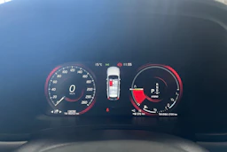 Valkoinen Volvo V90 2020 kuva 13.