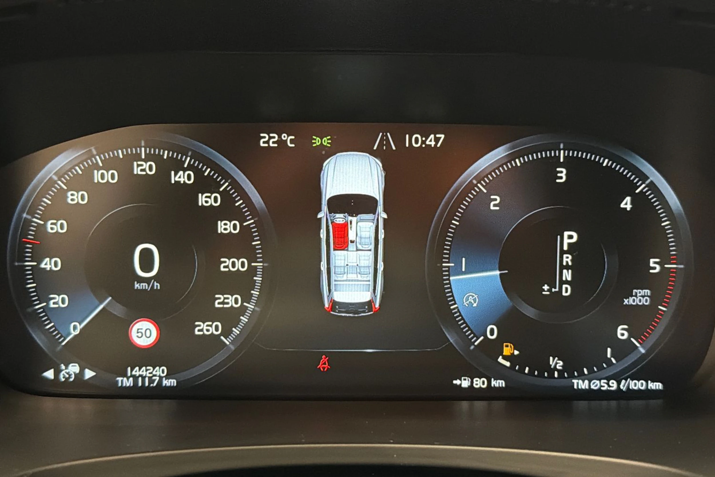 valkoinen Volvo V90 2020 kuva 15.