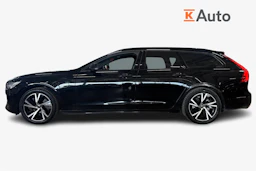 musta Volvo V90 2020 kuva 5.