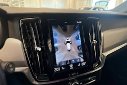 musta Volvo V90 2020 kuva 18.