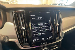 musta Volvo V90 2020 kuva 20.