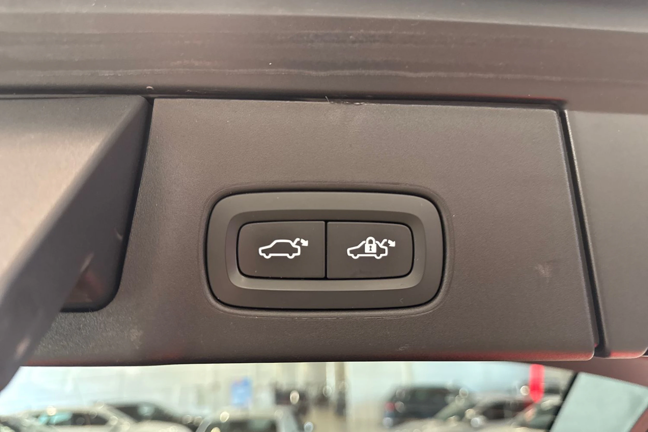 musta Volvo V90 2020 kuva 26.