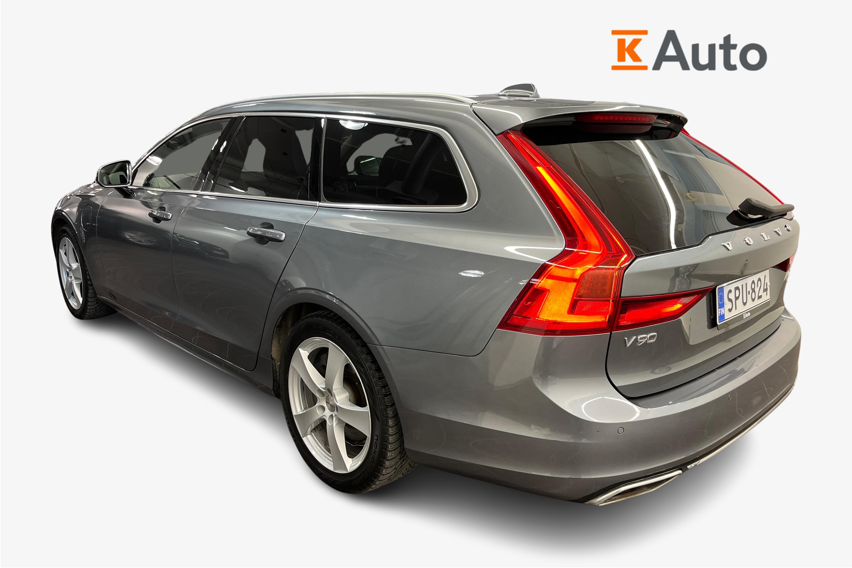 Volvo V90 T8 TwE AWD Momentum aut 2020, kuva 2/15