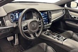 musta Volvo V90 2021 kuva 7.