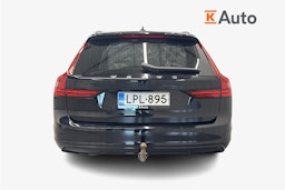 musta Volvo V90 2021 kuva 6.