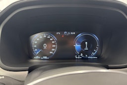 musta Volvo V90 2021 kuva 22.