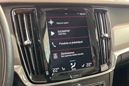 harmaa Volvo V90 2021 kuva 17.