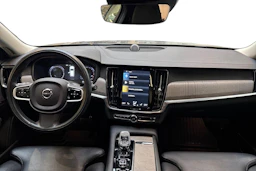 harmaa Volvo V90 2021 kuva 7.