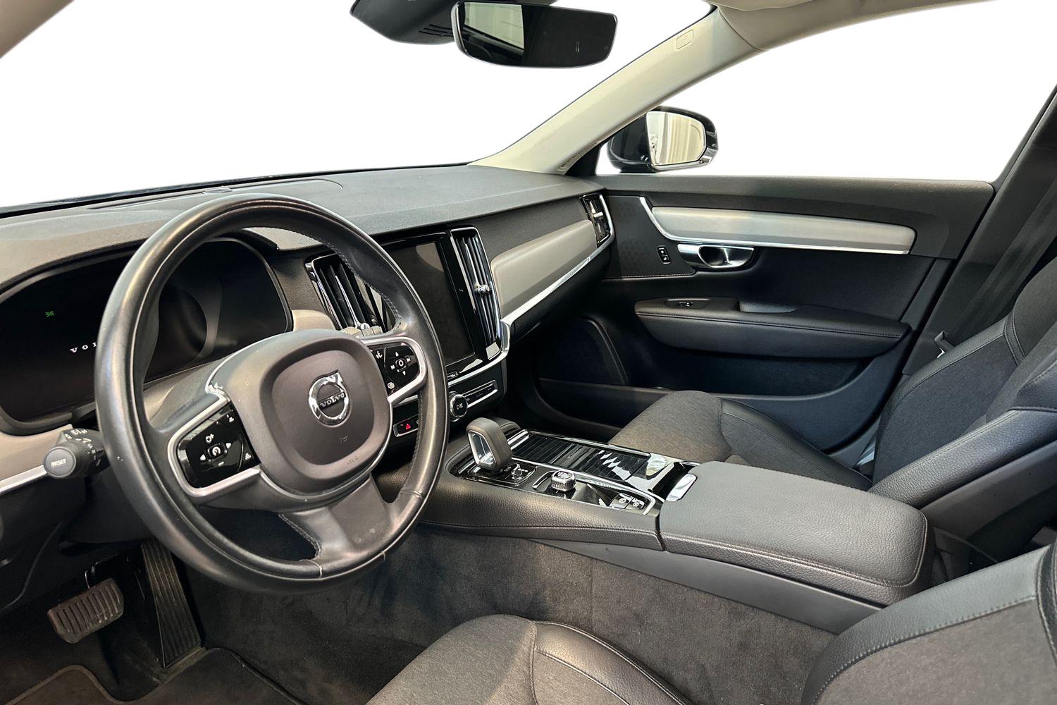 Volvo V90 2022, photo 6/29