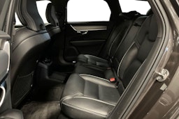 Harmaa Volvo V90 2022 kuva 8.