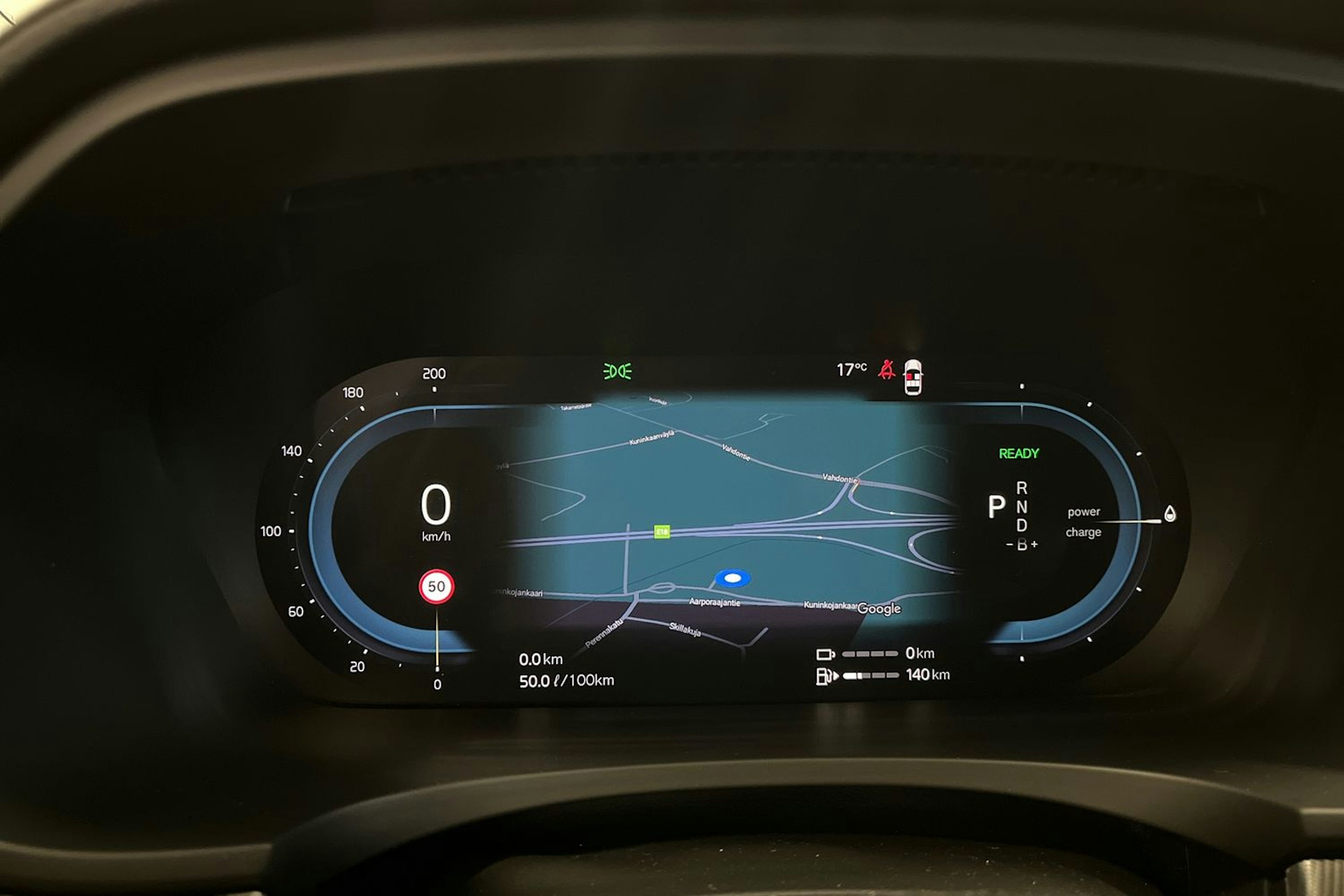 Harmaa Volvo V90 2022 kuva 16.