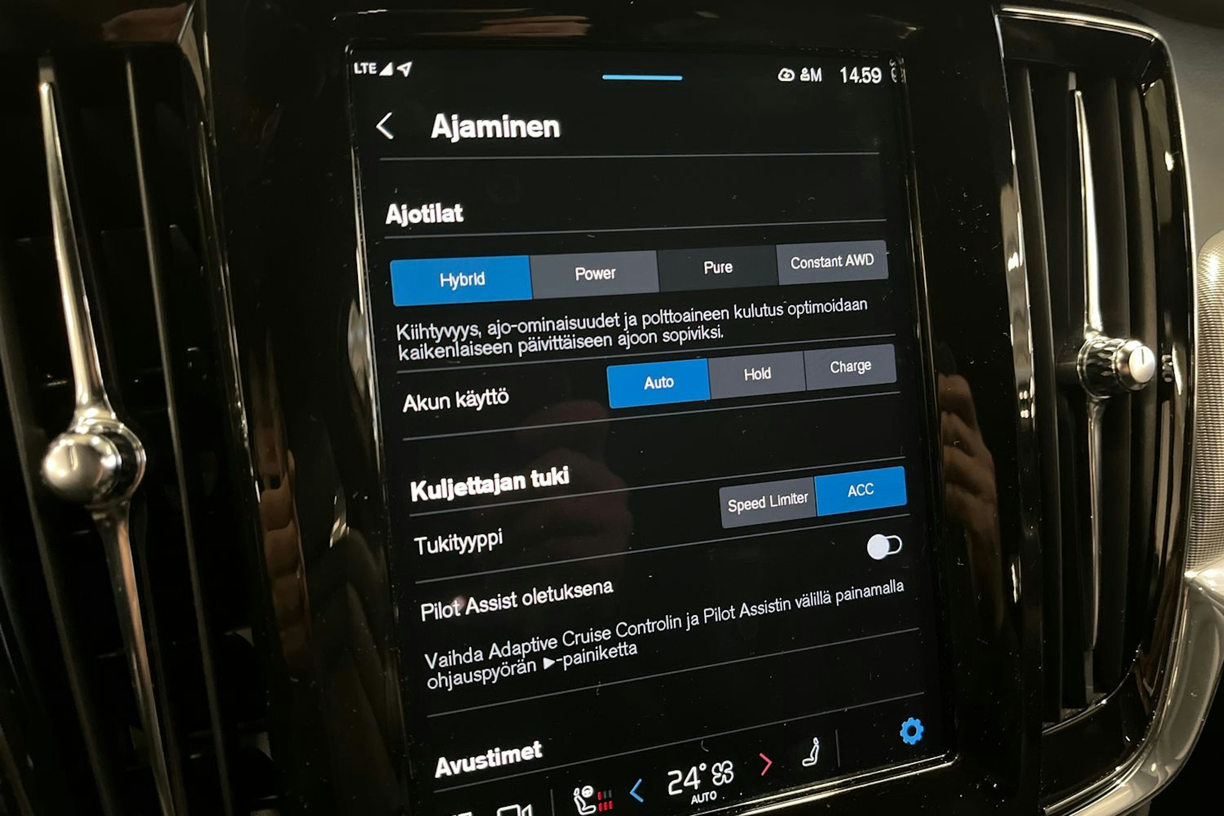 Harmaa Volvo V90 2022 kuva 22.